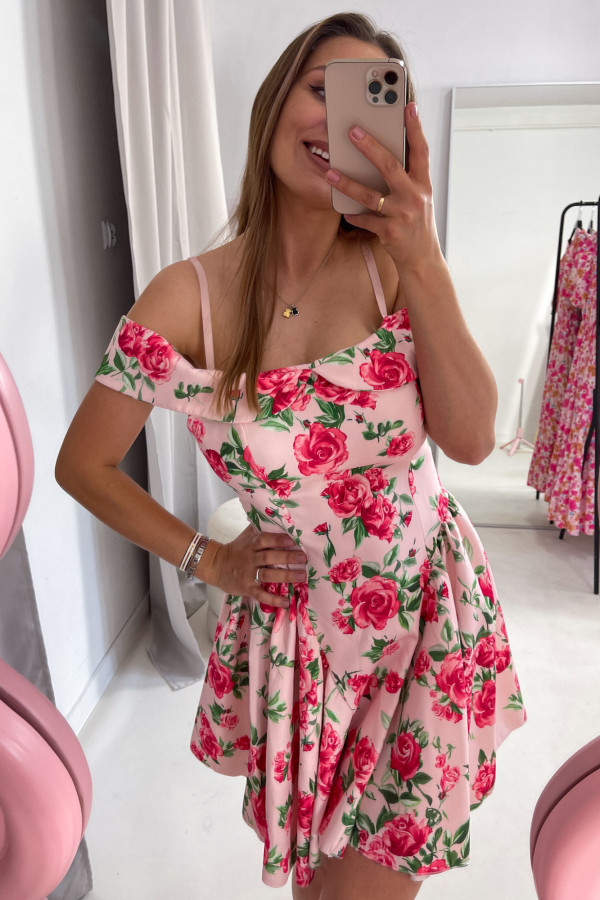SUKIENKA LUNA MINI ROZKLOSZOWANA PUDROWA W KWIATY 2